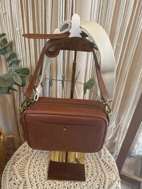 New With Tags Madewell ‘The Transport Camera Bag’ brown purse crossbody leather